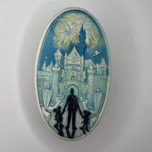 Disneyland Olszewski Miniature Box